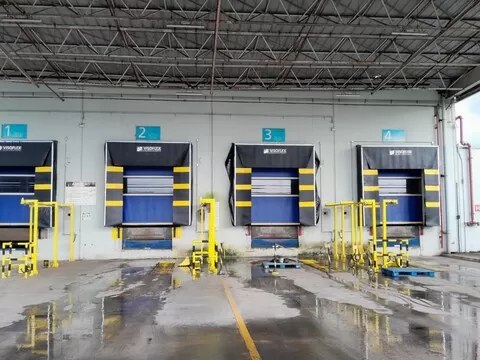 Abrigos de Docas - 16